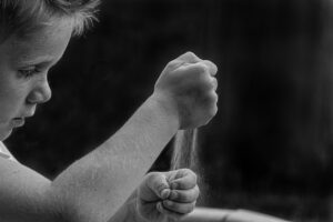 子供の口臭がアセトン臭い原因と対策は？