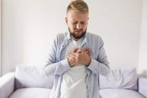 思春期における息の臭いを昼食後に軽減する方法は？